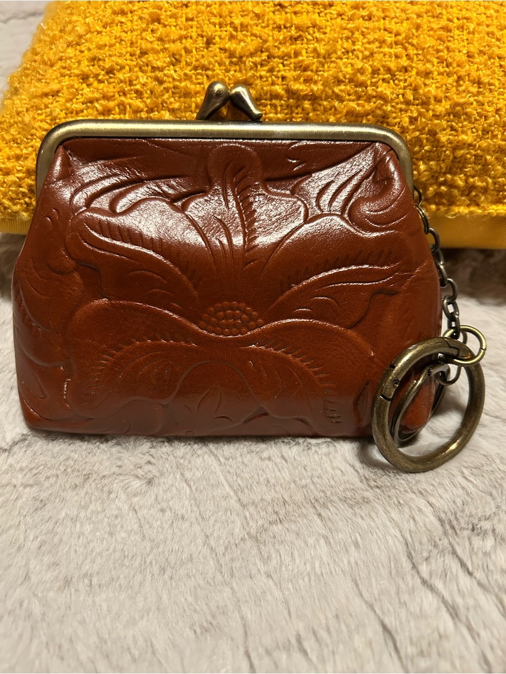 Patricia Nash Borse coin purse. Color: Florence. Never used no tag.